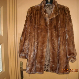 【値下げしました】デミバブミンクハーフコート 美品