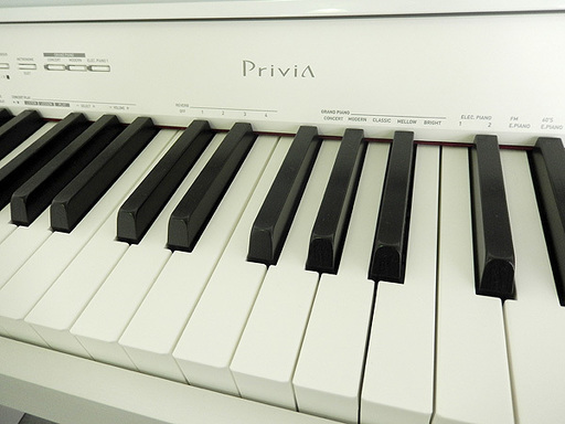 動作確認済み Casio/カシオ 電子ピアノ PX-760WE Privia 88鍵 2016年製