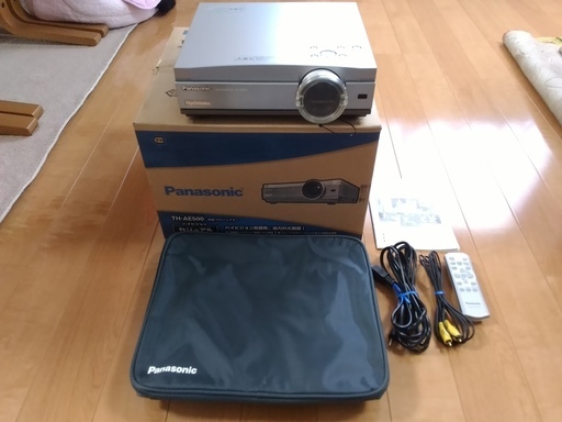 完動品・極美品★液晶プロジェクター Panasonic TH-AE500 早い者勝ち！！