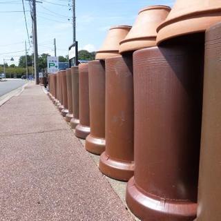 レンガ・植木鉢・土管・焼酎瓶・その他陶器、譲ってください。