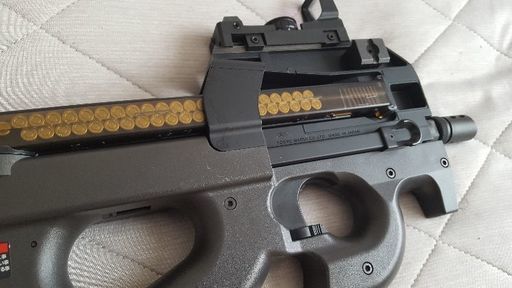 電動ガン p90 サバゲー 初速90ｍ/ｓ