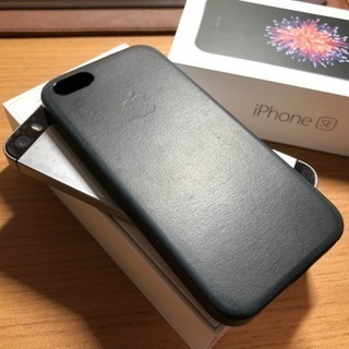 iPhone SE 64g sim free space gray − 埼玉県