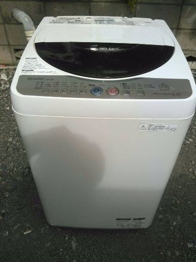 オススメです  2010年式SHARP送風乾燥機能付き洗濯機6キロです