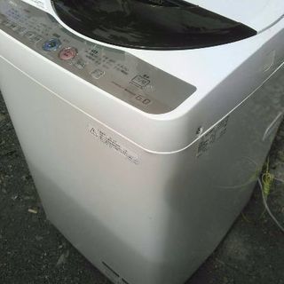 オススメです  2010年式SHARP送風乾燥機能付き洗濯機6キロです