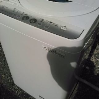 SHARP2012年式4.5キロ送風乾燥機能付き洗濯機です その他機能付きです 取り扱い説明書付き 配送無料 綺麗です！💫