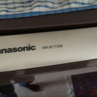 冷蔵庫 Panasonic NR-B173W-T