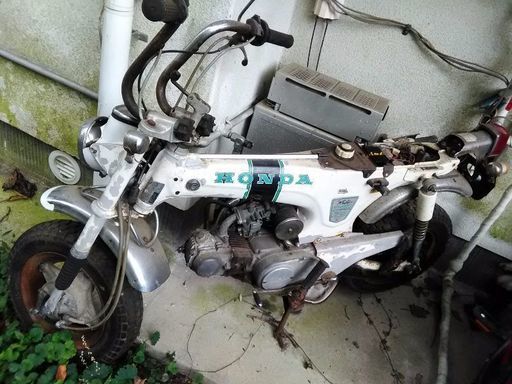 ダックスST70　クルクルハンドル
