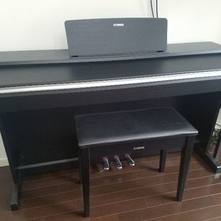ヤマハ　電子ピアノ　ARIUS YDP-142B