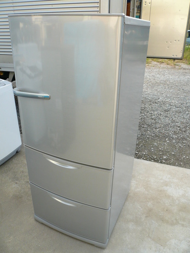 アクア 272L 3ドア冷蔵庫（ブライトシルバー）AQUA AQR-271D