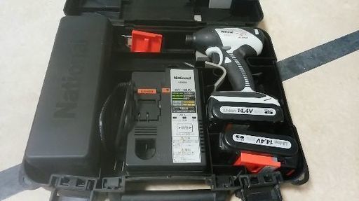 ナショナル　マルチインパクトドライバ- EZ7543LN2S-B　美品　おまけ付き。