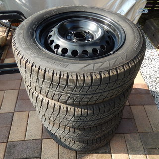 175/65/R14 ホンダ フィット純正鉄ホイール付き スタッドレス 4本