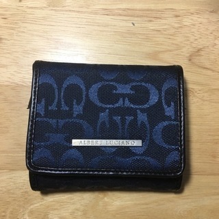 ALBERT LUCIANOの財布