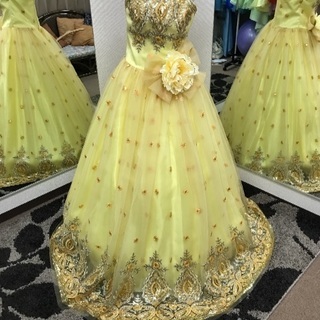 【格安】早い者勝ち！元気な黄色のお花のドレス♡