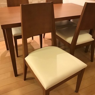木製ダイニングテーブル&チェア4脚セット