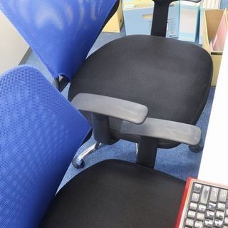 肘付きオフィスチェア 12脚