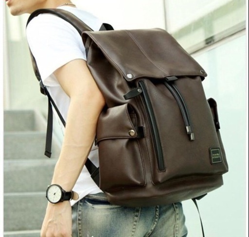 新品✨レザーリュック