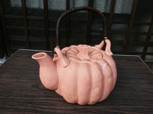(ありがとうございました)ハロウィンに♪ カボチャ の形のケトル (オレンジ) セラミック製 直火OK