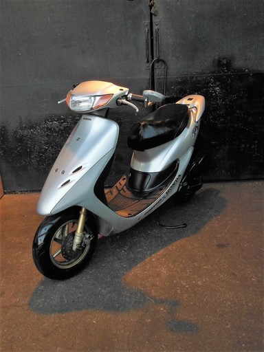 HONDA ＤＩＯＺＸ カスタム　１２０ｋｍメーター 社外CDI ベルト シート フィルター新品他点検整備 セル始動 好調 すぐ乗り出し可能 ゴールドホイール　サス