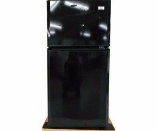 2013年式2ドア106リットル冷凍冷蔵庫です 綺麗です 配送無料です