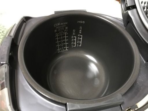炊飯器 2016年製 HITACHI 5.5合 炊き  IH 美品 値下げ