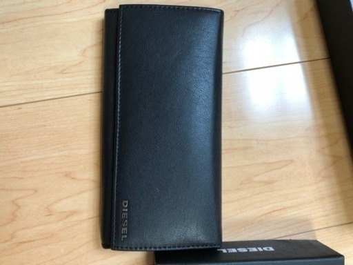 新品☆箱付き ディーゼル長財布 送料無料
