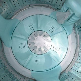 2015年式8キロ大型洗濯機です 大家族にぴったりです 配達無料です