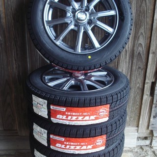 札幌発 引取OK DUNLOP SP002 11R22.5 16PR 22.5インチ スタッドレス 2 