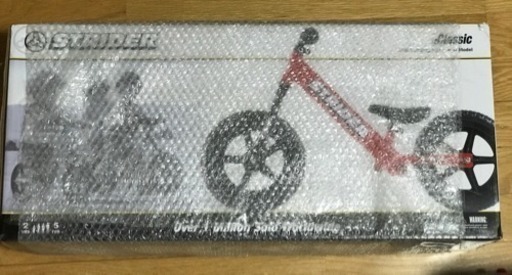 ストライダー  レッド  未使用品