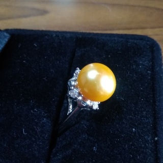 オレンジ真珠？