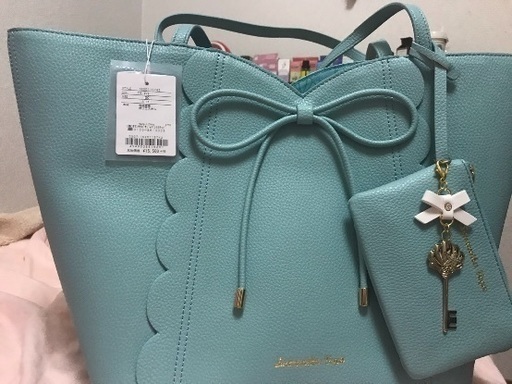 新品 Samantha Vega