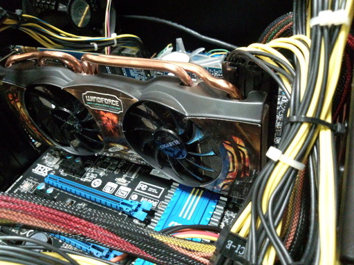 自作デスクトップパソコン i7 3820 GTX560Ti Windows7 64Bit メモリ8GB