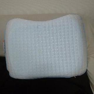 形状記憶フォーム枕(新品・未使用)