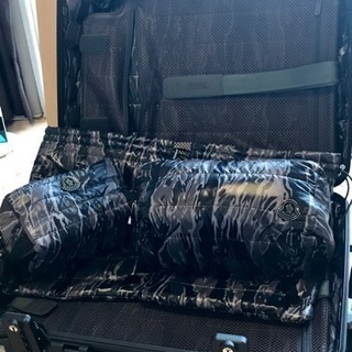 【未使用】モンクレール×リモワ MONCLER RIMOWA 2016年