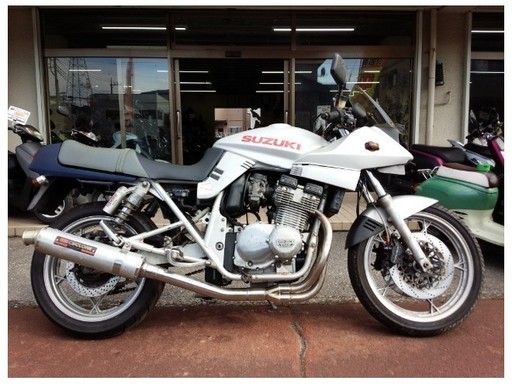 スズキ  GSX400Sカタナ 水冷4サイクル4気筒エンジン ヨシムラサイクロンマフラー ☆彡