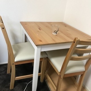 シンプル★ダイニングテーブルと椅子2脚