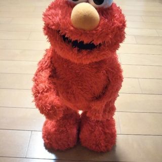 エルモ笑う人形 いちご 古河のおもちゃ 人形 の中古あげます 譲ります ジモティーで不用品の処分