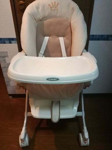 【極美品】コンビ/Combi　ベビーチェア【手動タイプ】エンジョイミーラック NRプラス  　ハイローチェア