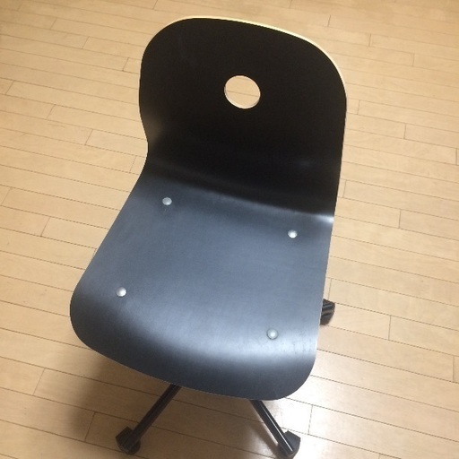 Ikea キャスター付き ビジネスチェア パソコンチェア オフィスチェア 椅子 いずみ 横浜の椅子 チェア の中古あげます 譲ります ジモティーで不用品の処分
