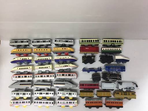 プラレール まとめ セット 電車 車両 トーマス 新幹線 貨物　レール　駅　トンネル