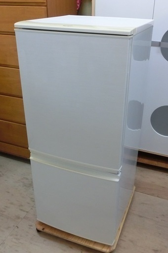 【販売終了しました。ありがとうございます。】【5/25～5/27までの3日間限定お買い得品】SHARP　2ドア　冷凍冷蔵庫　SJ-14X　2013年製　中古品　日焼け目立ちますので特価です！