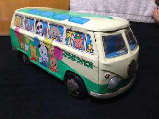 ホルクスワーゲン・タイプ2ブリキの自動車・程度良好です・昭和の香りプンプン。