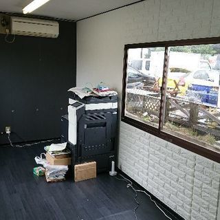 プレハブ８畳