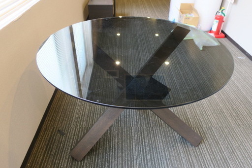 円形硬質ガラス　コンテンポラリーテーブル・デザインダイニング テーブル1150mm　展示品　 (16642)