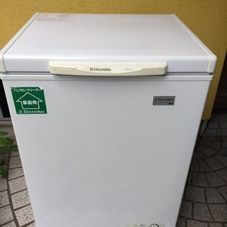 配送可能 エレクトロラックス Electrolux ECB105 [冷凍庫（105L）]