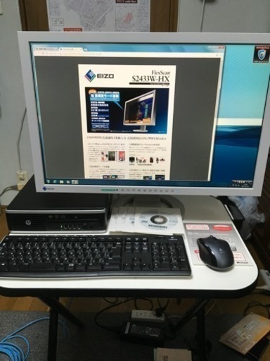 超小型パソコンとナナオの24インチモニターのセット