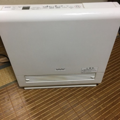 セラミックファンヒーター
