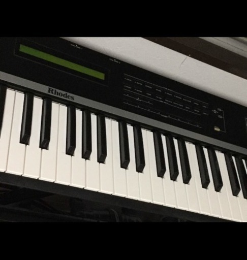 値下げしました！Roland Rhodes model 760