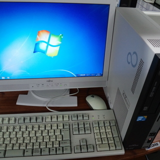 　中古PC（W7+office）　本体＋１９INモニター+キーボ...