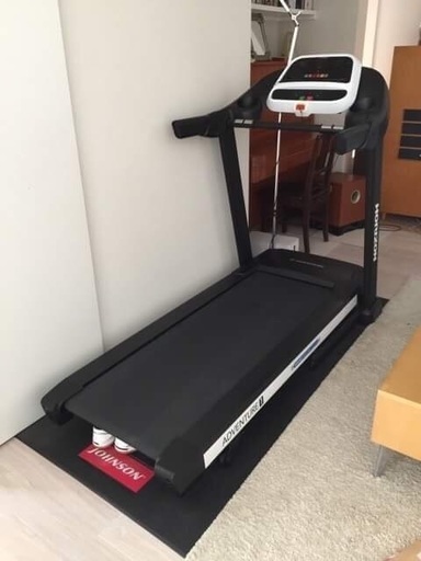 18km/hまで本格的ランニングマシン:トレッドミル