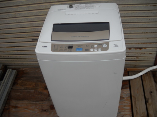 サンヨー　洗濯機　7キロ　2011年製